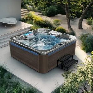 imageedit_10_2830441733